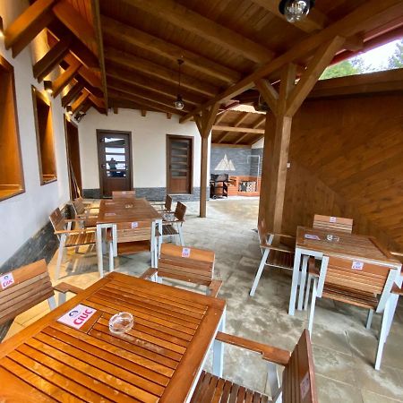 Madarasi Gyopar Panzio Bed and Breakfast Izvoare  Εξωτερικό φωτογραφία